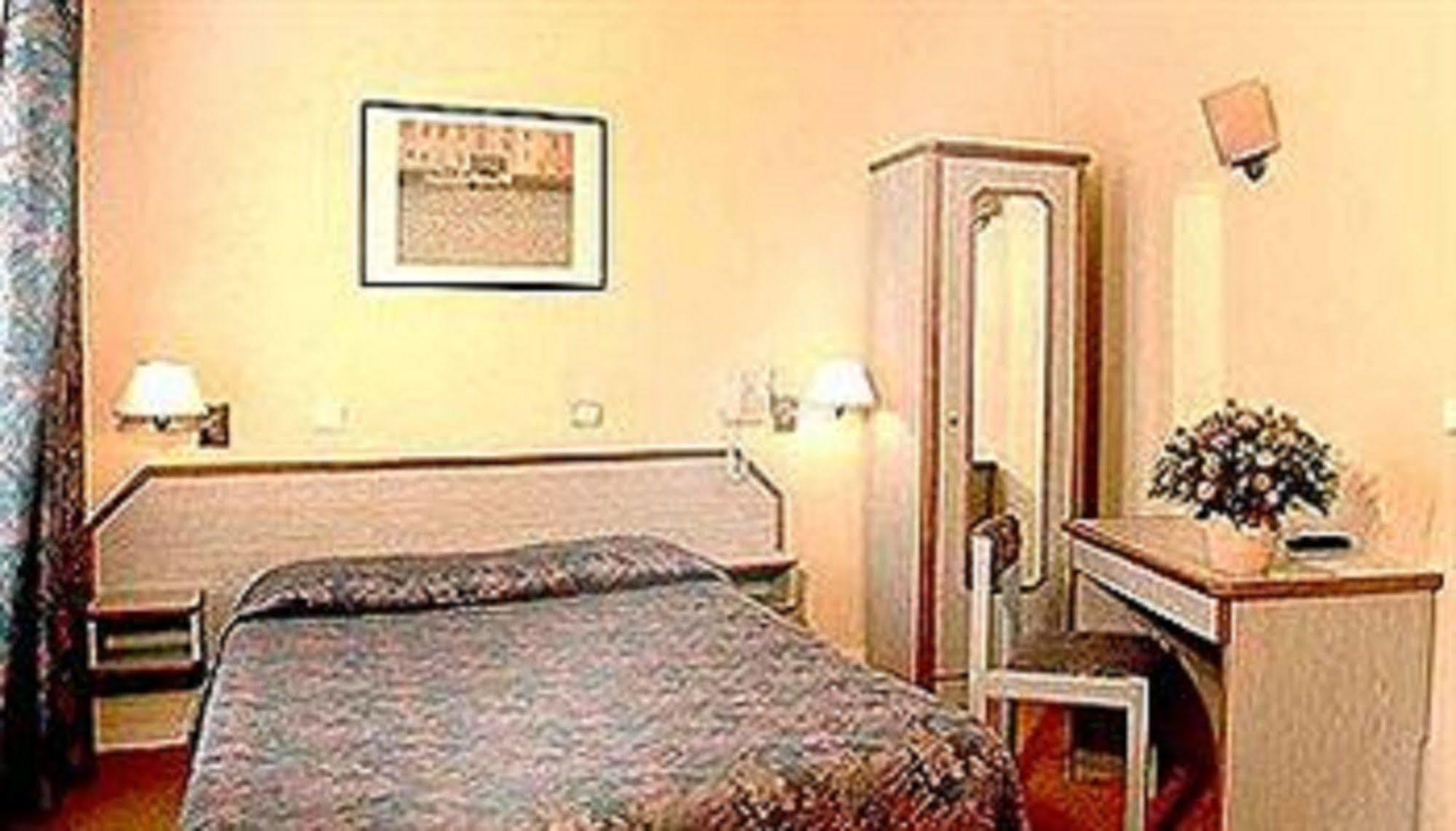 Hotel William'S Opera París Habitación foto